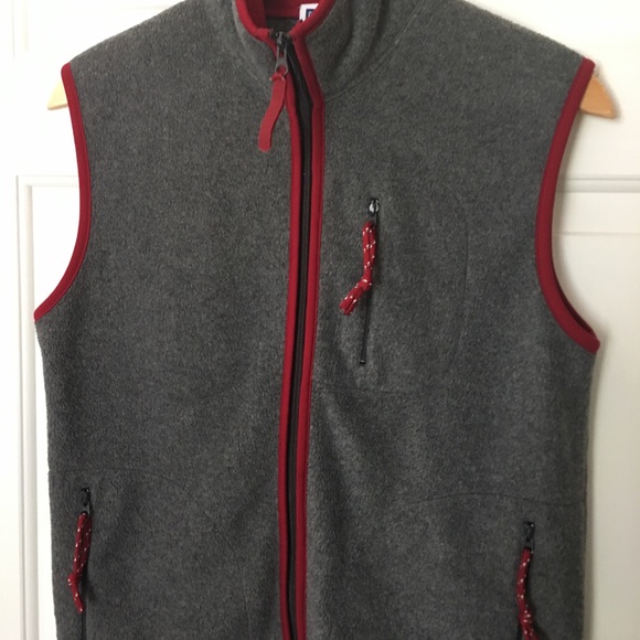 Gap Women Vintage Vest Jacket Gray Maroon Fleece Full Zip Pockets Medium. - Picture 2 of 11